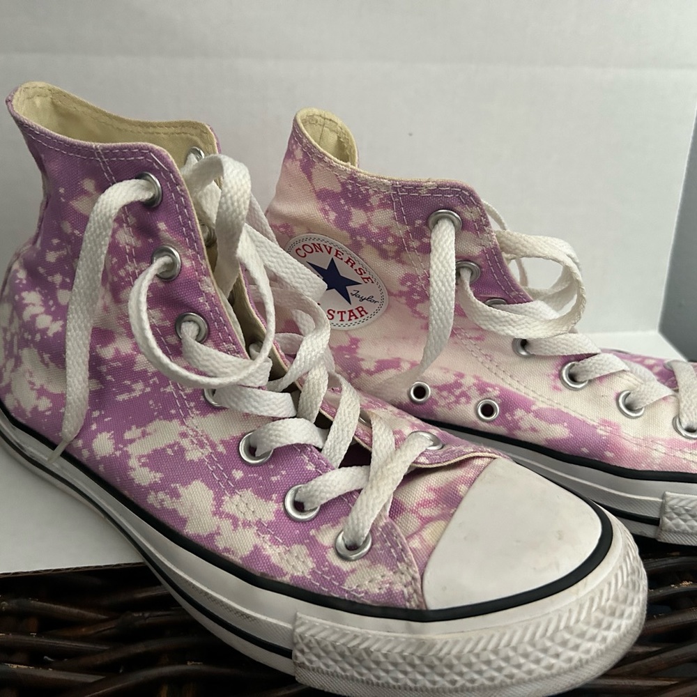 Converse high top